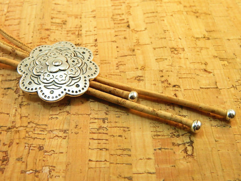 large flower alloy necklace 4