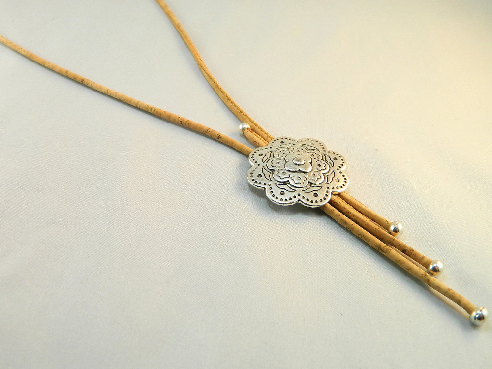 large flower alloy necklace 8