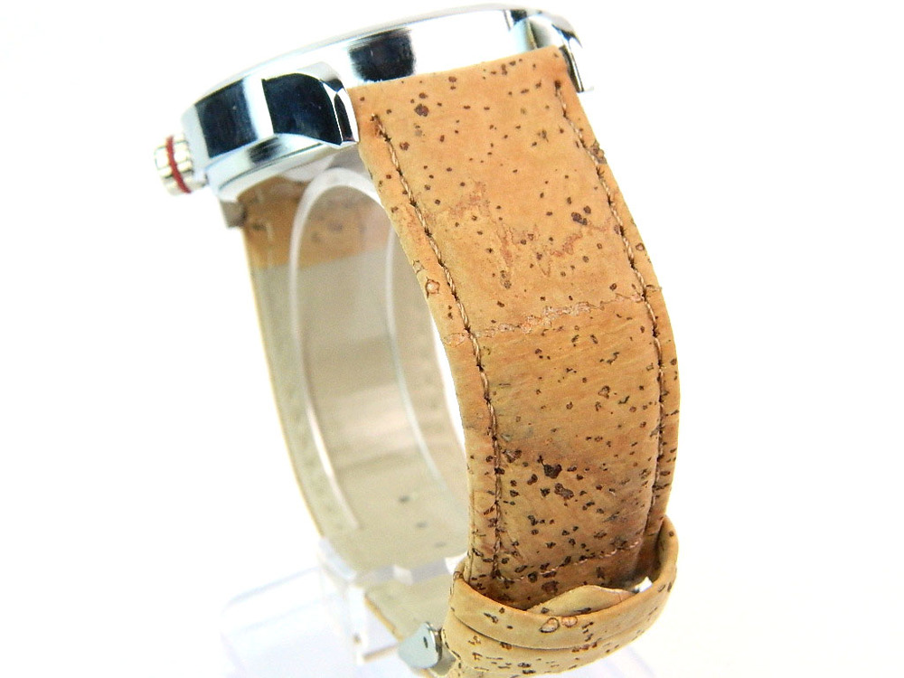 UT8QhJVXtxXXXagOFbXg