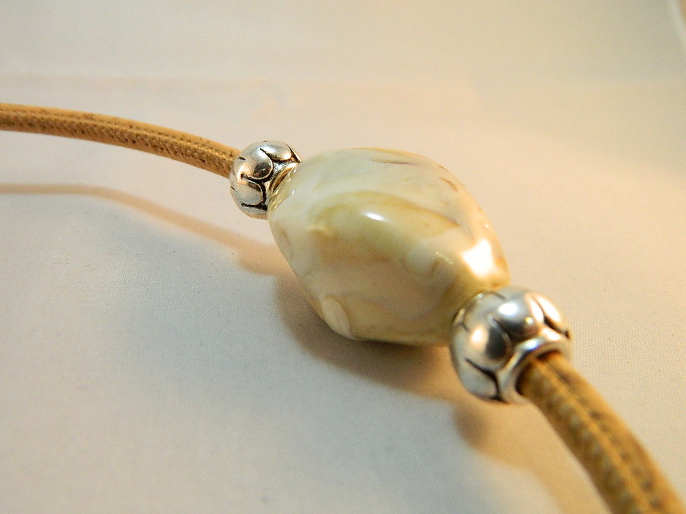 Cork necklace jewelry ceramic pink stone 2