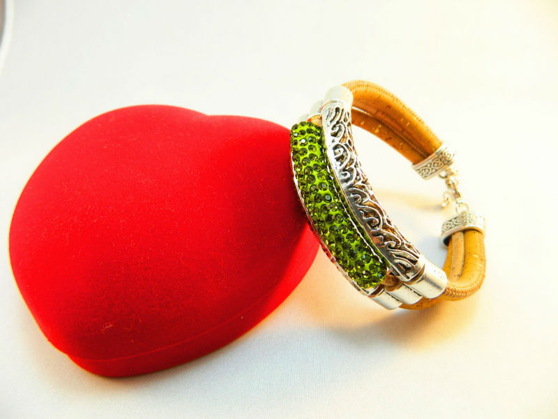 green stones bracelets 3