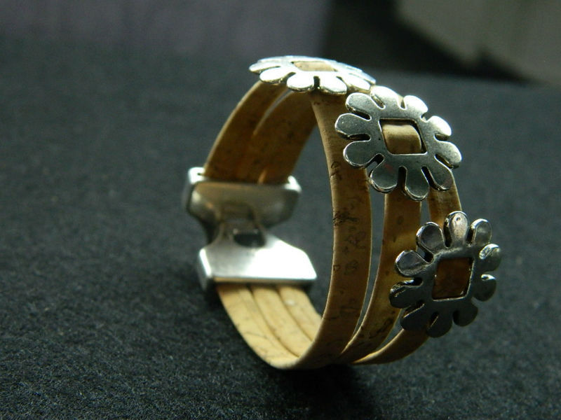 metal flowers handmade bracelet 2